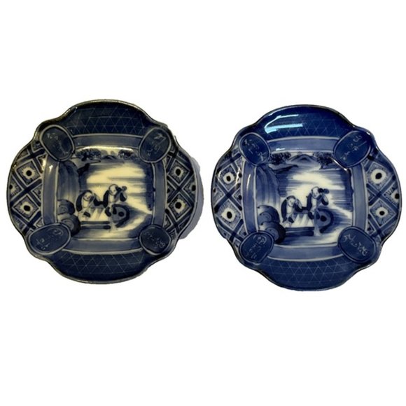 Two Small Dishes Edo Period Imari Pattern Men in Boat on River Blue White Japan - Picture 1 of 14